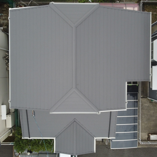 屋根カバー工法工事後の屋根
